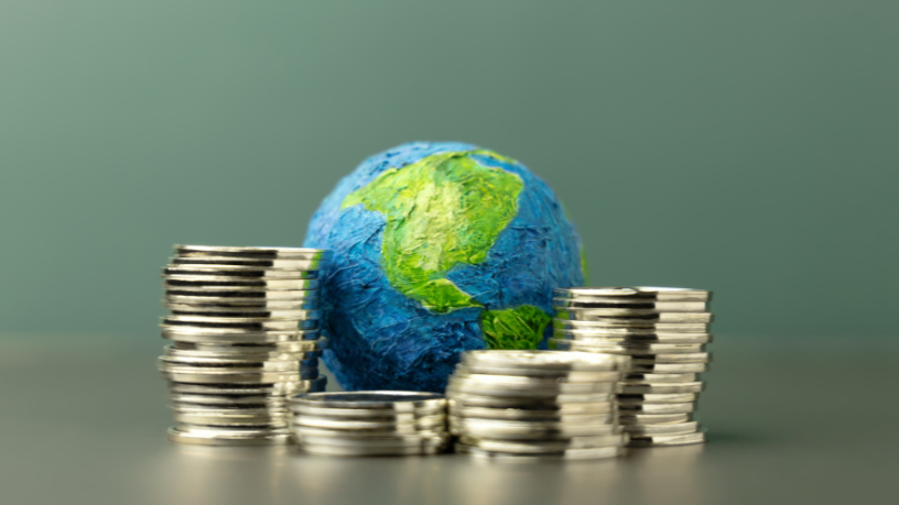 Entenda como conflitos comerciais entre nações redefinem mercados globais e influenciam o bolso das famílias — perspectiva de Francisco Gonçalves Perez.