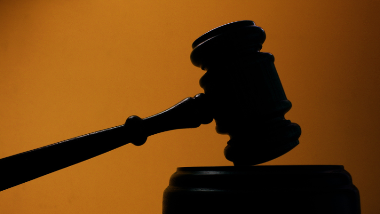 Homem é Preso por Manter Mulher em Cativeiro e Justiça Decreta Prisão Preventiva em Caso que Choca Comunidade Homem é Preso por Manter Mulher em Cativeiro e Justiça Decreta Prisão Preventiva em Caso que Choca Comunidade