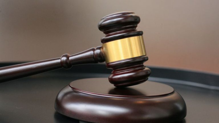 Justiça reabre processo contra ex-jogador do Vasco por violência sexual e reacende debate sobre responsabilização no esporte