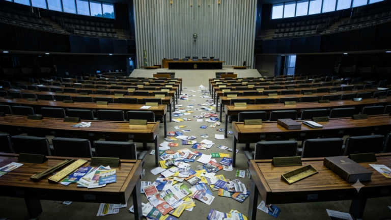 A Cláusula de Barreira Mais Dura da História Vai Reformar o Mapa Partidário nas Eleições de Outubro A Cláusula de Barreira Mais Dura da História Vai Reformar o Mapa Partidário nas Eleições de Outubro