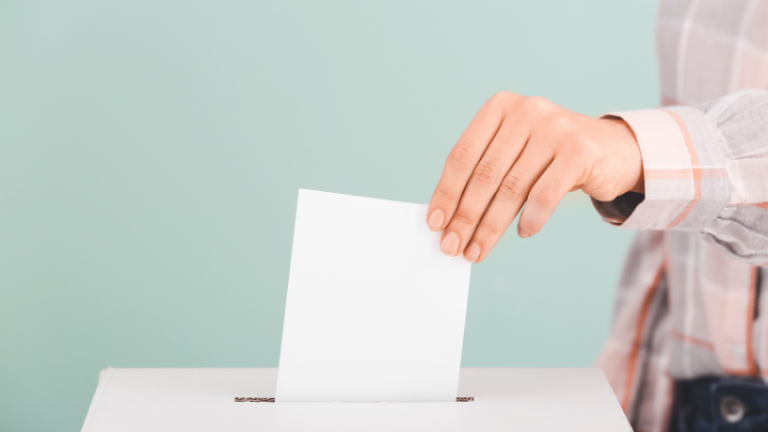 Congresso e STF aceleram debates sobre inteligência artificial e regras digitais para eleições de 2026 no Brasil Congresso e STF aceleram debates sobre inteligência artificial e regras digitais para eleições de 2026 no Brasil